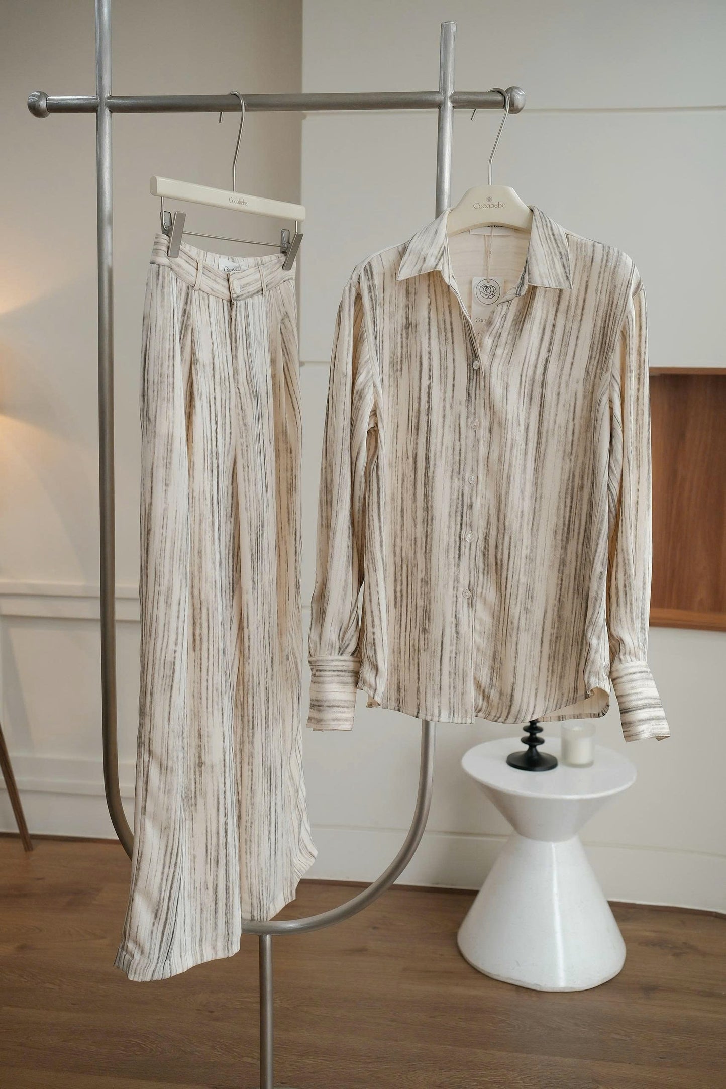 Cocobebe Button up shirt & pants set