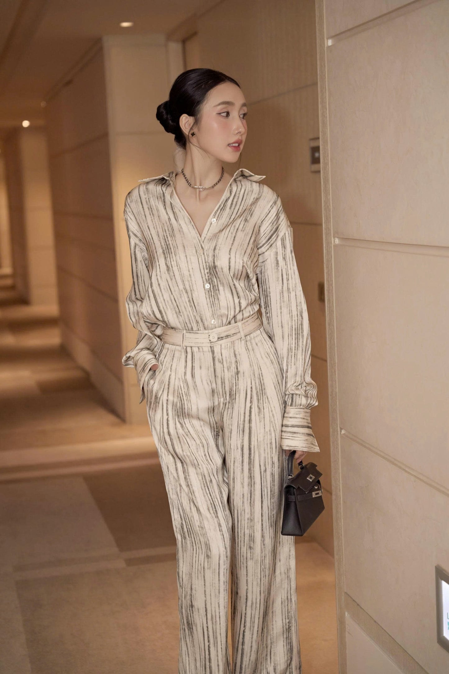 Cocobebe Button up shirt & pants set