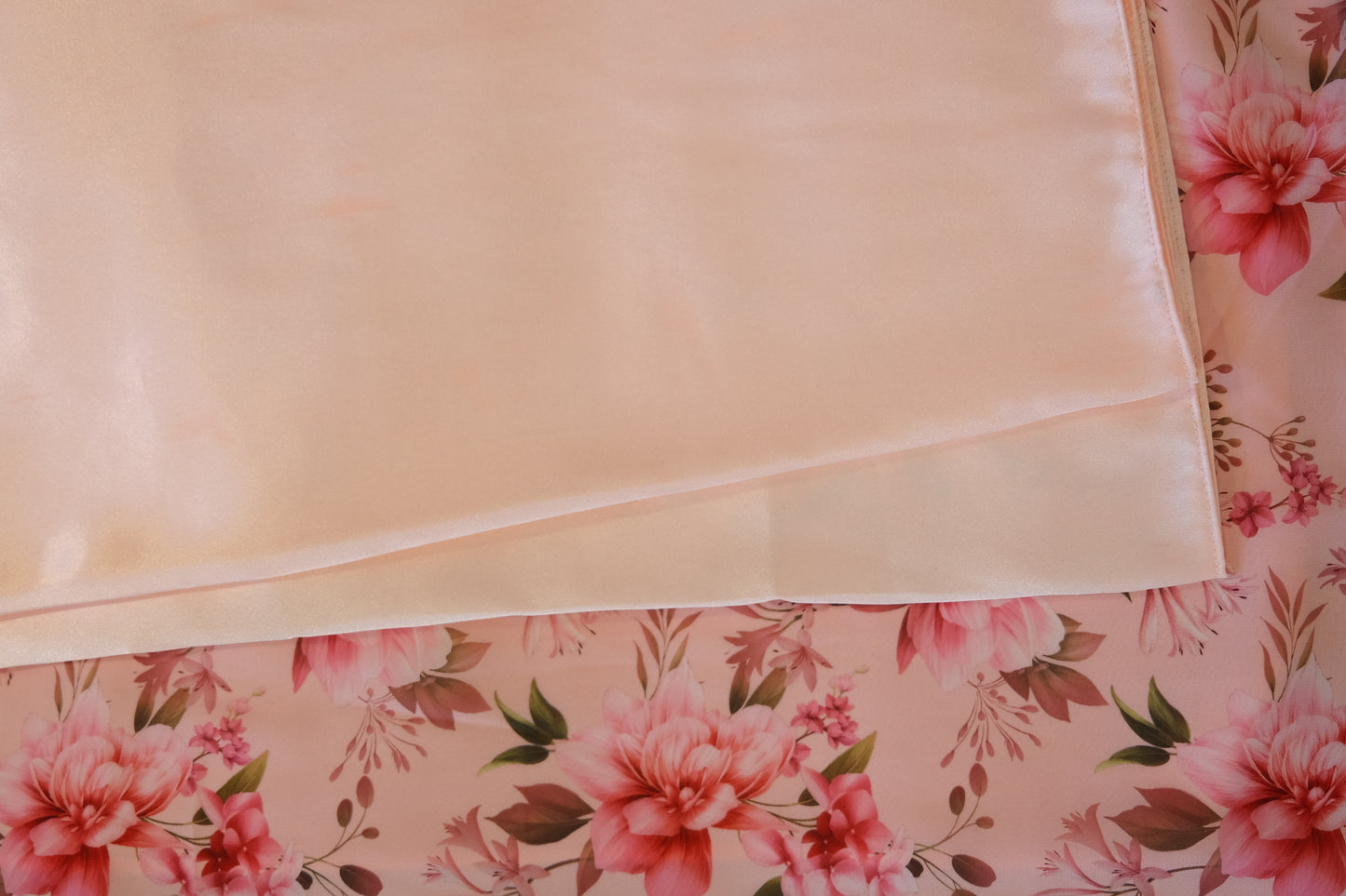 Vietnamese Modern Style Ao Dai