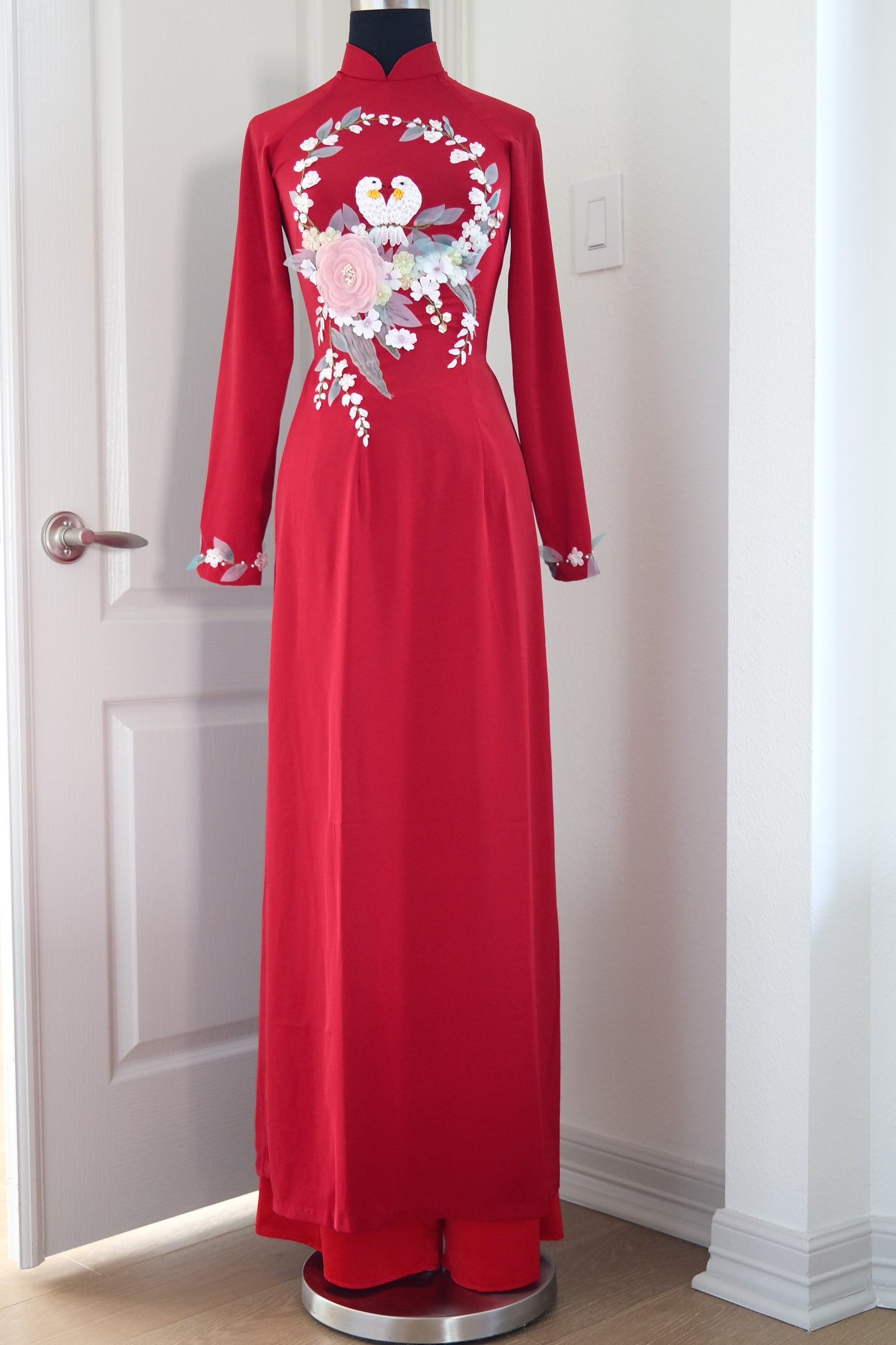 Vietnamese Traditional Ao Dai