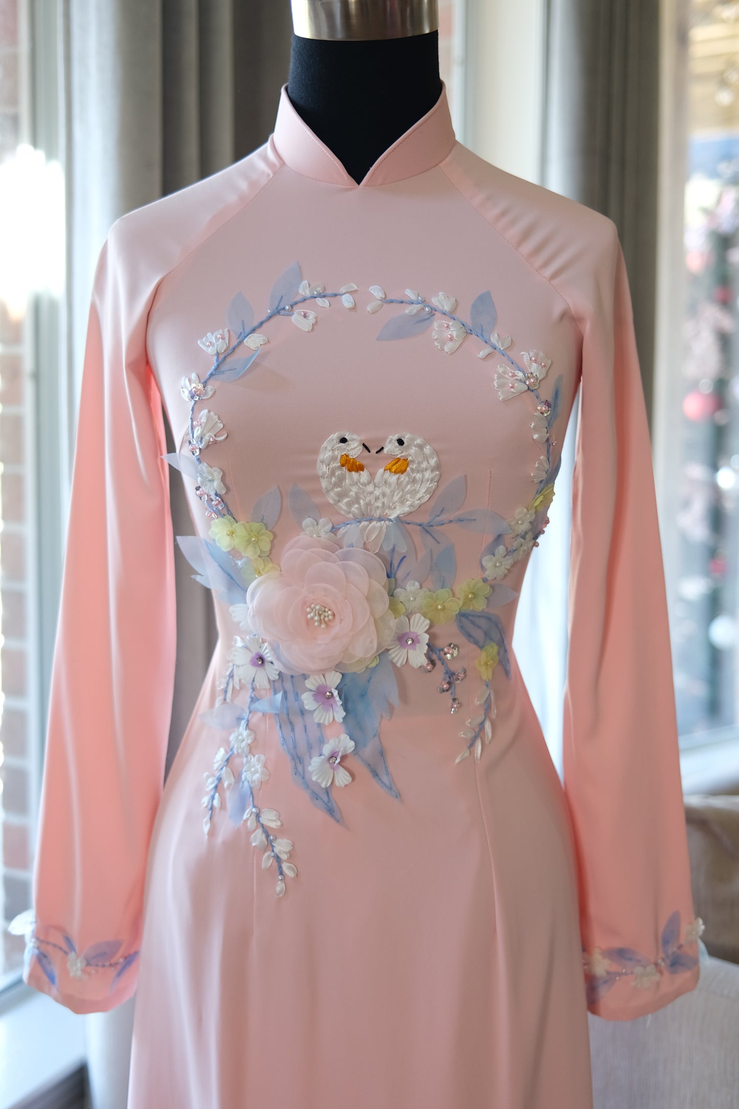 Vietnamese Traditional Ao Dai
