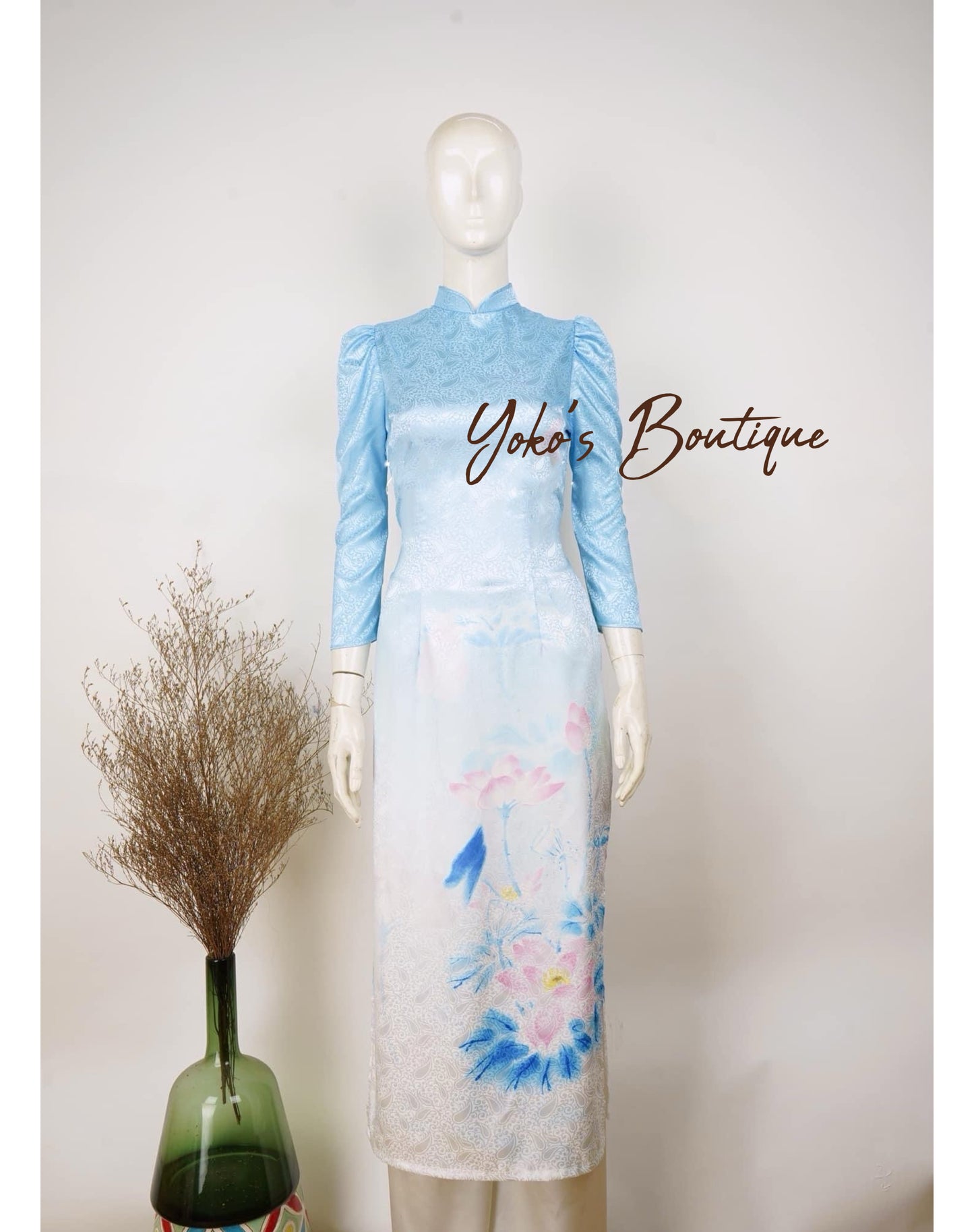 Vietnamese Modern Style Ao Dai