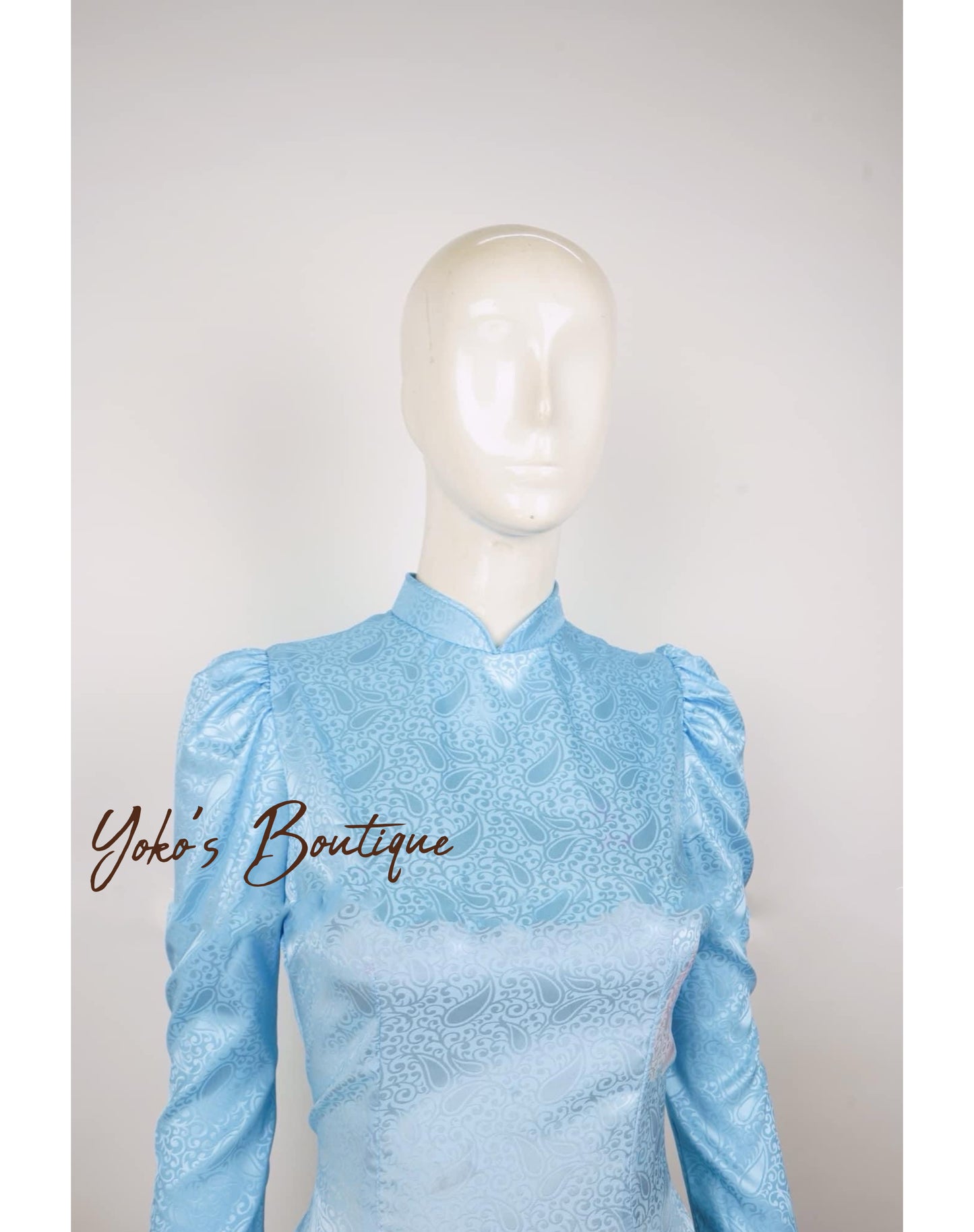 Vietnamese Modern Style Ao Dai