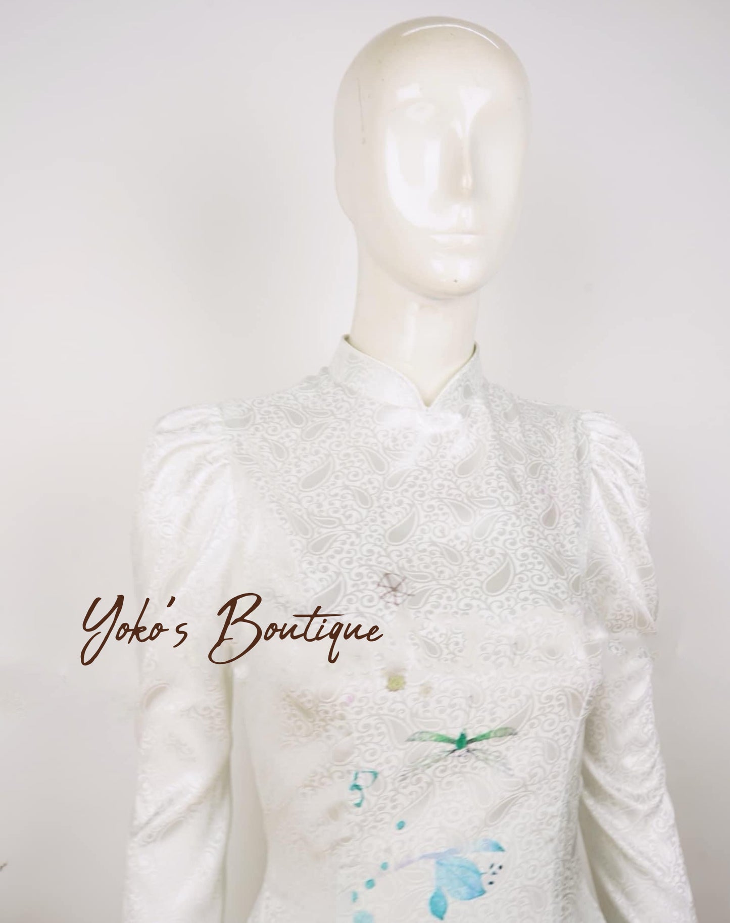 Vietnamese Modern Style Ao Dai
