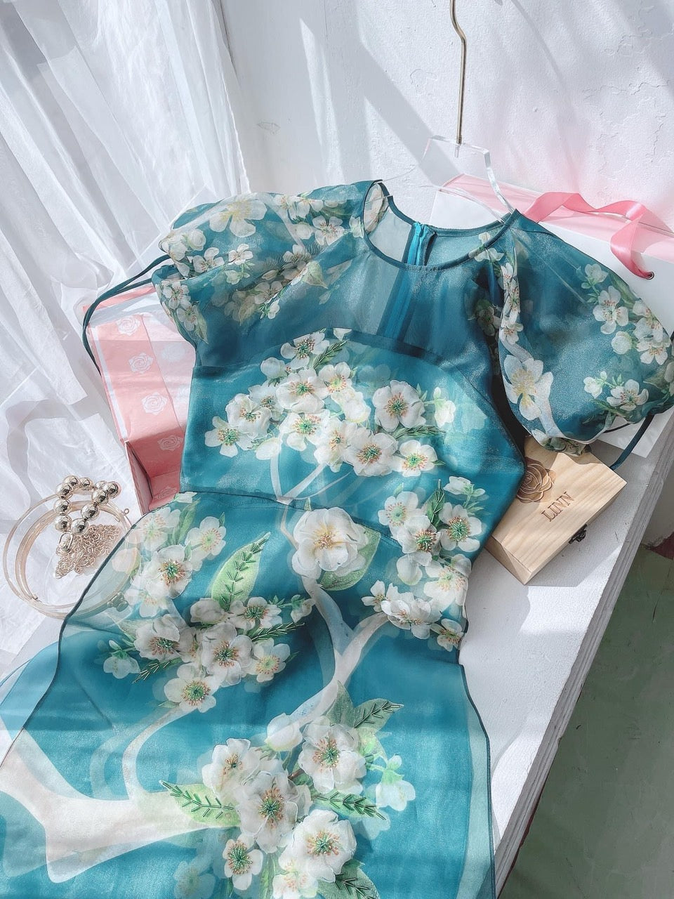 Vietnamese Modern Style Ao Dai