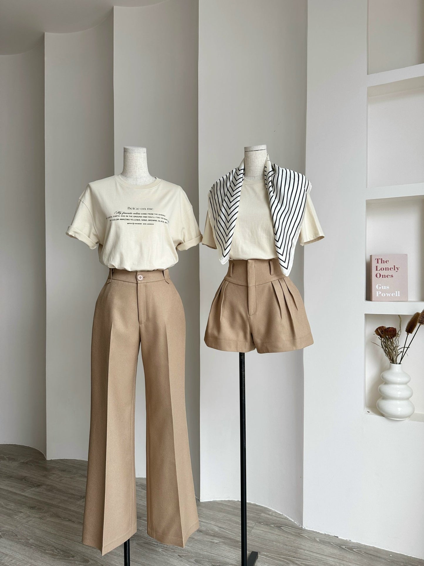 Wide-Leg Trouser