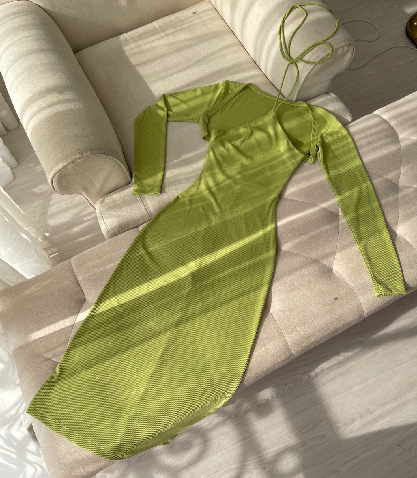 Bodycon Dress & Arm Sleeves Detachable
