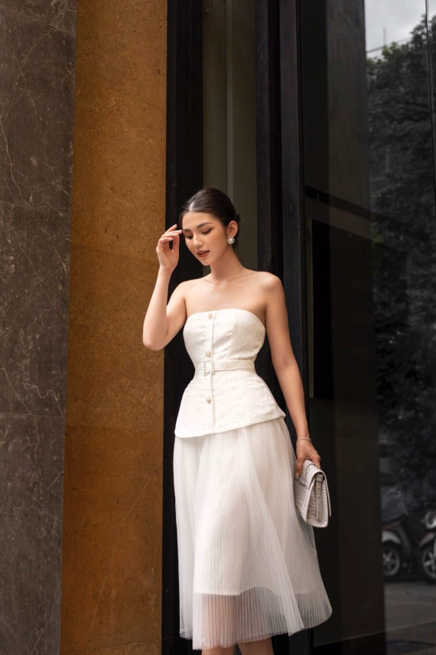 Strapless dress & belt