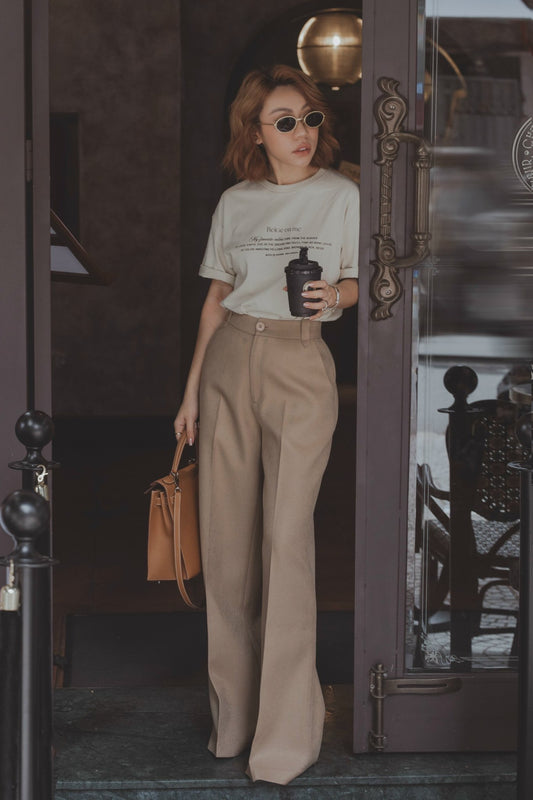 Wide-Leg Trouser