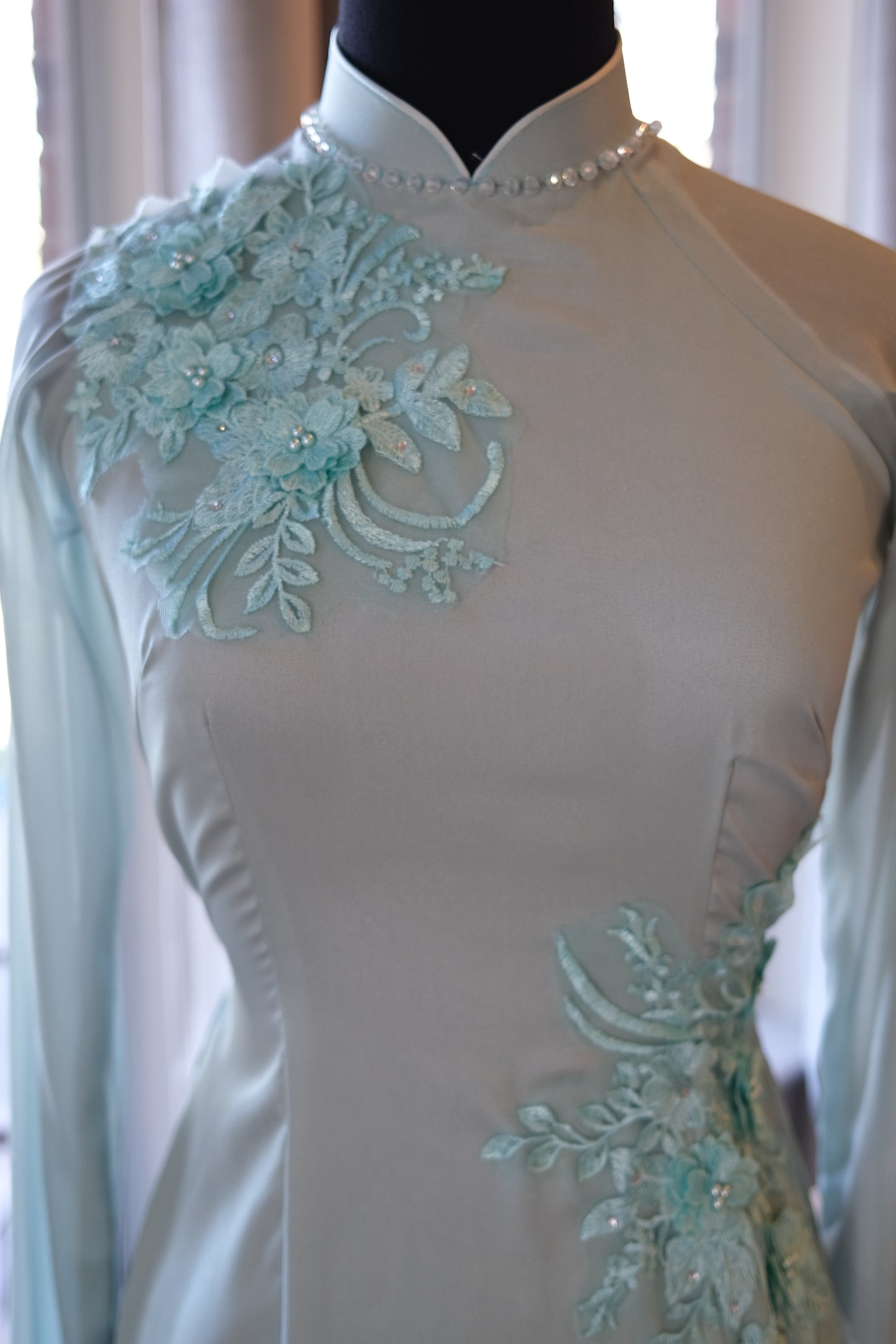 Vietnamese Traditional Ao Dai