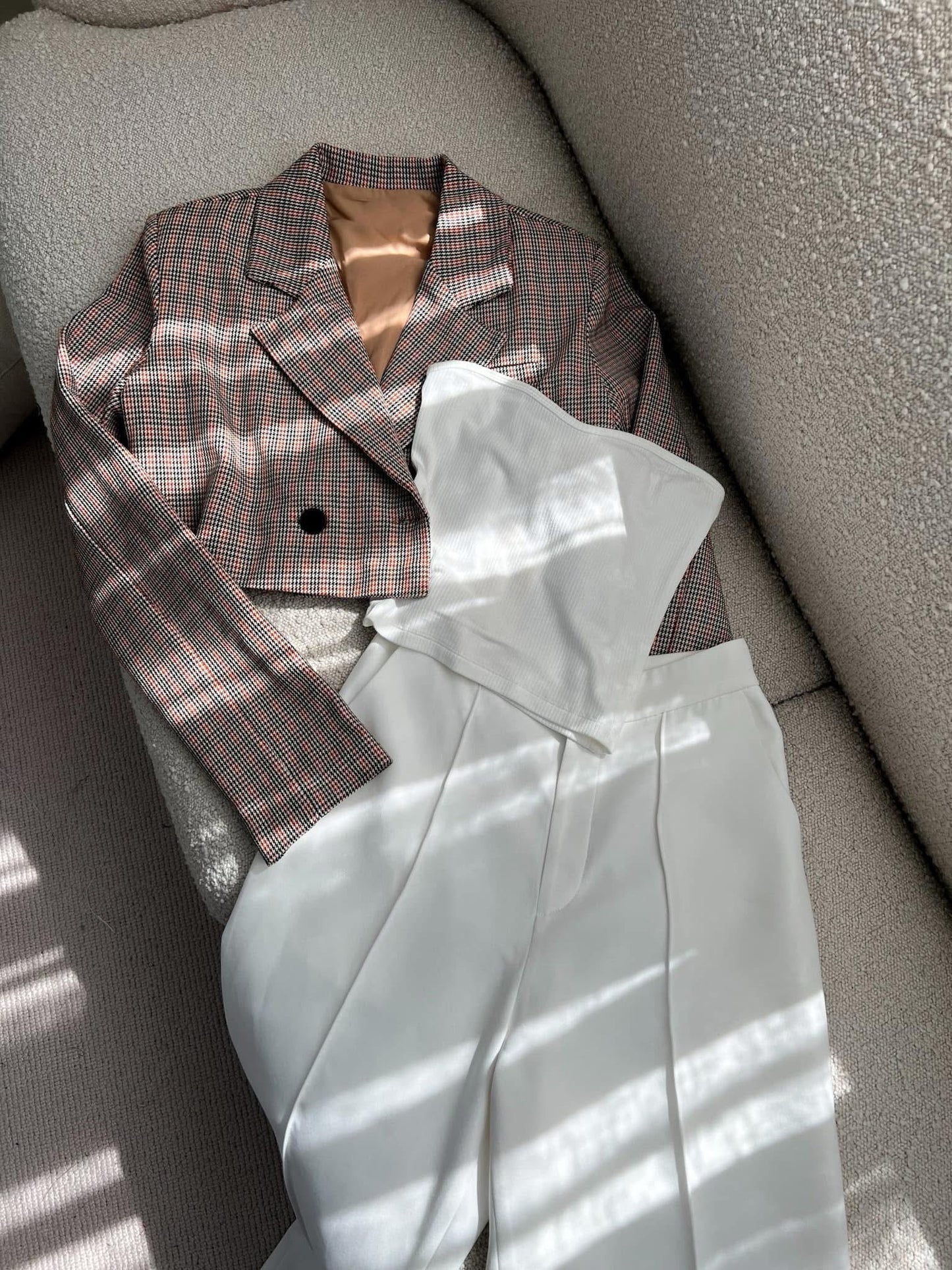Plaid Cropped Blazer