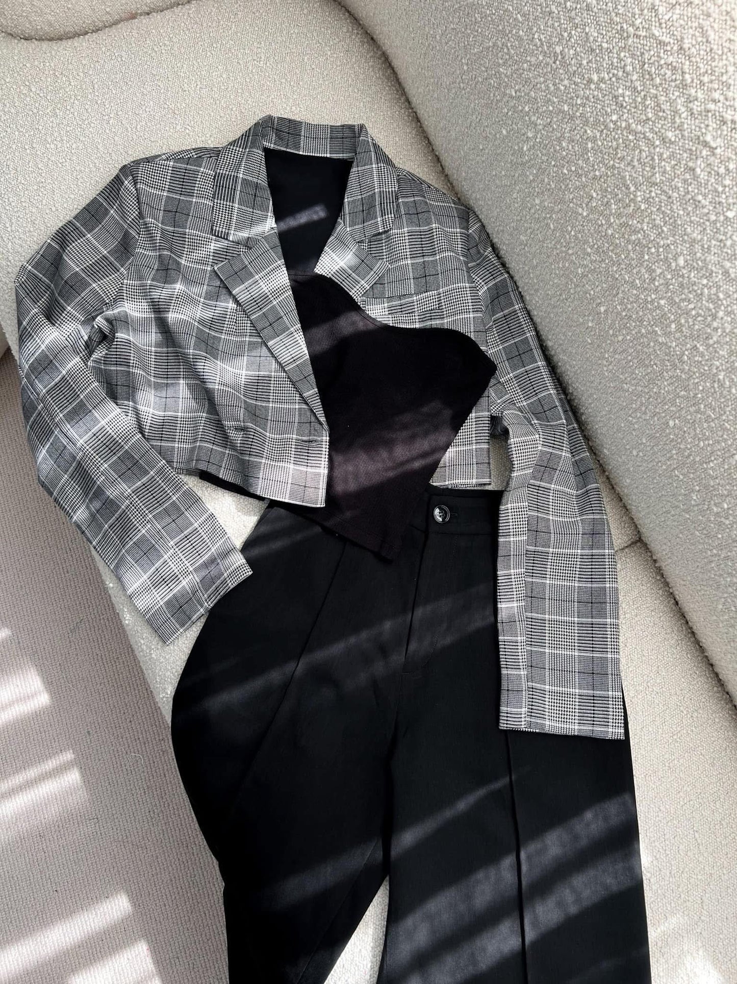Plaid Cropped Blazer